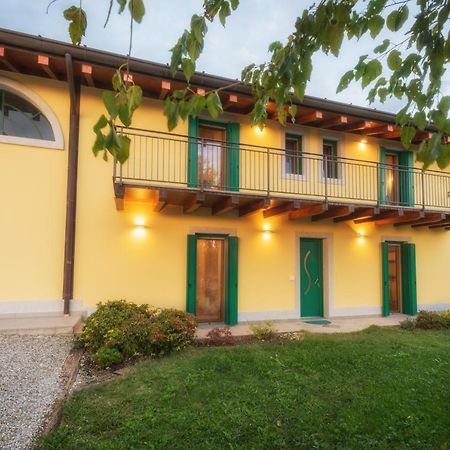 Sara&Sara Alloggio Agrituristico Savorgnano Exterior photo